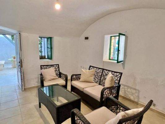 Kreta, Sitia: Steinstadthaus mit Terrasse zu verkaufen