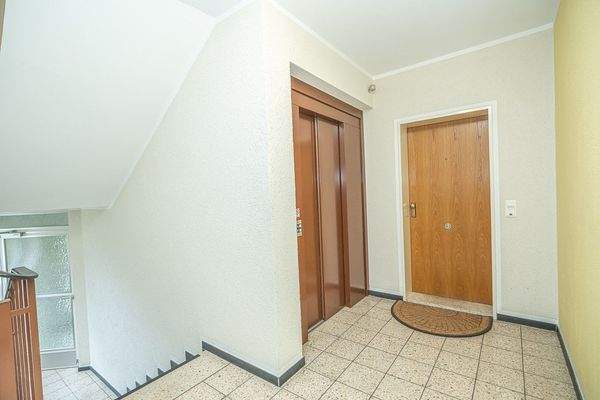 Hell und freundlich empfängt Sie der Hausflur