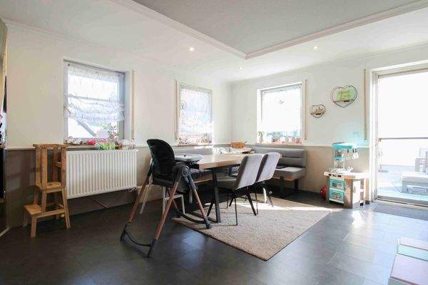 Ess- und Wohnzimmer (2)