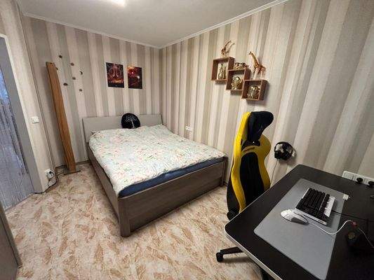 gut stellbares Schlafzimmer