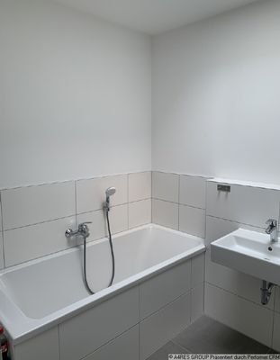 Badezimmer mit Wanne