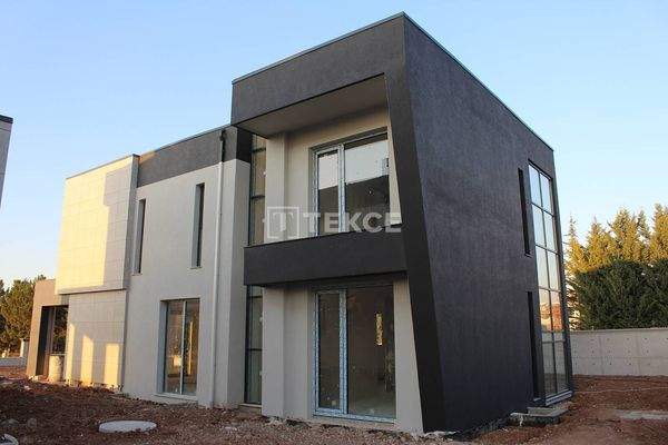 Luxe Villas with Optional Amenities in İncek Ankara