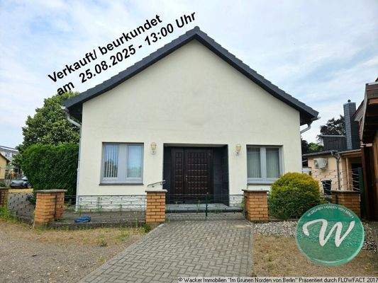 Straßenansicht vom Objekt