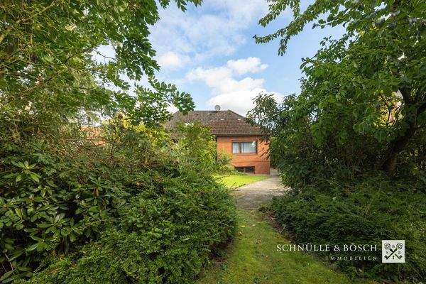 Ein großes Grundstück