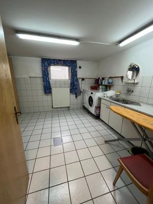 Waschraum im Keller