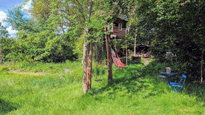 Baumhaus & Schaukel