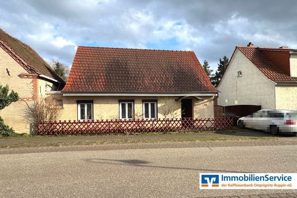 Hausansicht straßenseitig