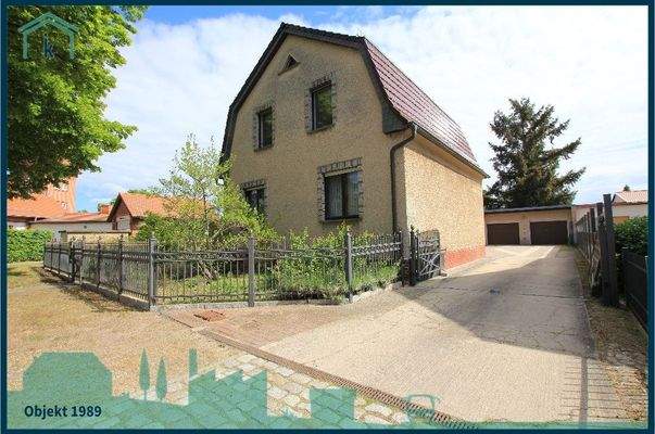 1989 Vorderansicht mit Zufahrt