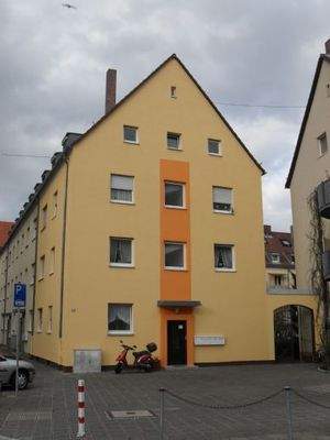 Gepflegtes Vier-Parteien-Haus