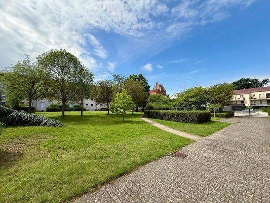 Innenhof im Frühling/Sommer