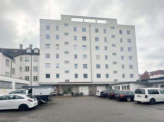 Hausansicht_Innenhof