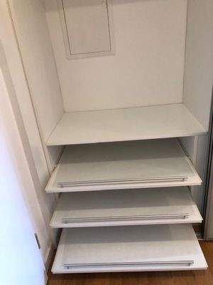 Garderobenschrank