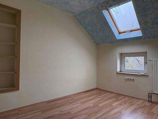 Schlafzimmer DG Rechts