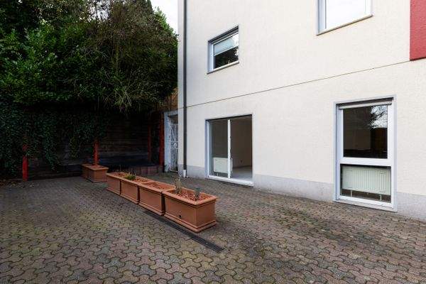 Parkplatz / Außenbereich