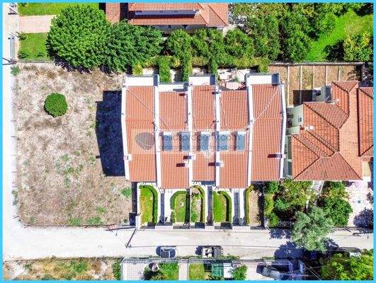 96519678426f425e8da968754e38acc1-original