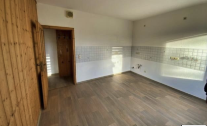 2-Raum-Wohnung in modernisiertem Mehrfamilienhaus - Photo 2