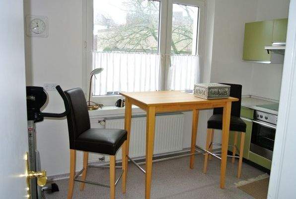 Küche mit Küchenzeile