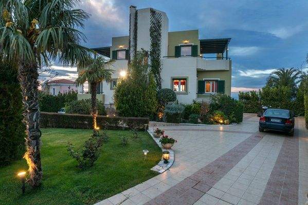 Villa-for-sale-in-Rousospiti-Houses-for-sale-in-Ro