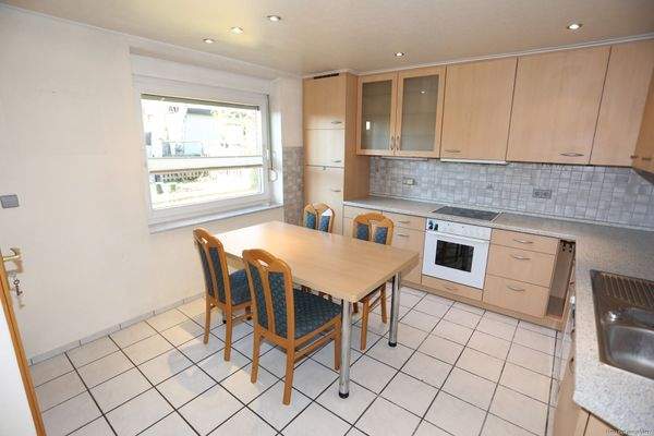 Haus 1 Küche mit Essbereich