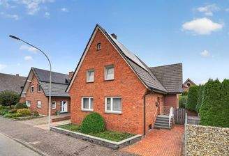 Straßenansicht