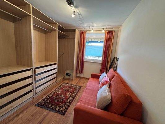Gästezimmer mit Ausziehcouch