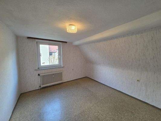 Zimmer DG (Wohnhaus rechts)