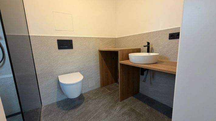 Bad mit WM- Anschluss