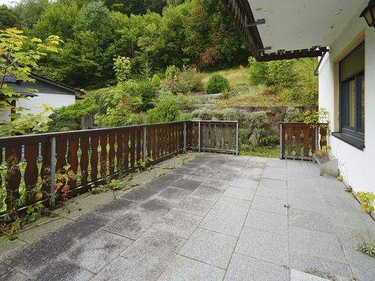 Große Terrasse sowie...