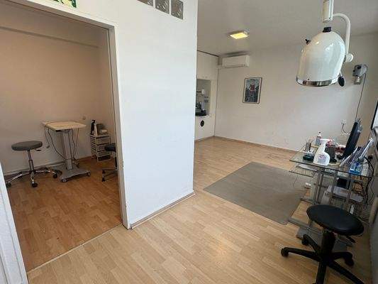 20251023_110628090_iOS