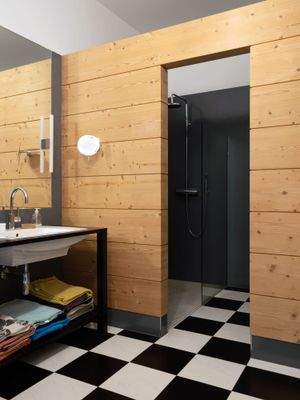 Badezimmer des Herren