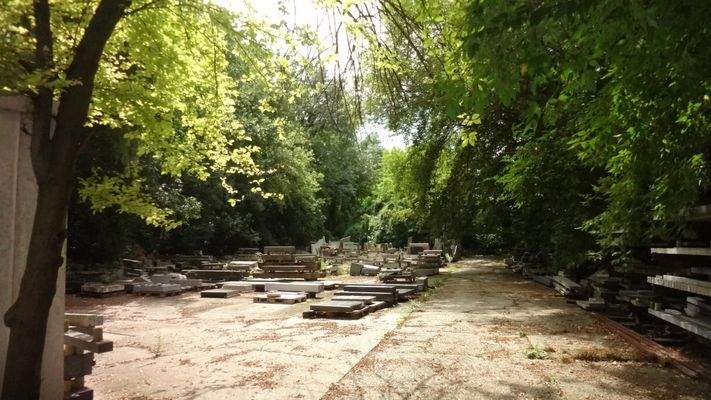 Grundstück Rückwerts