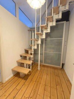 Treppe ins DG