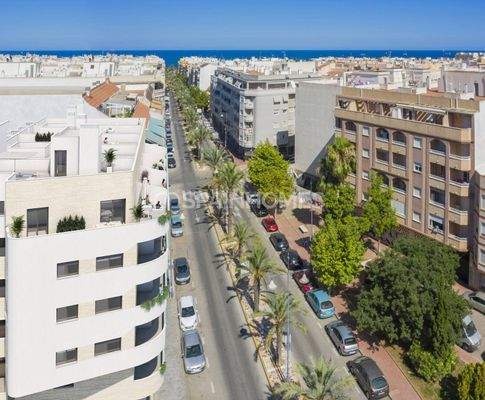 2 and 3-Bedroom Apartments Near the Sea in Torrevieja