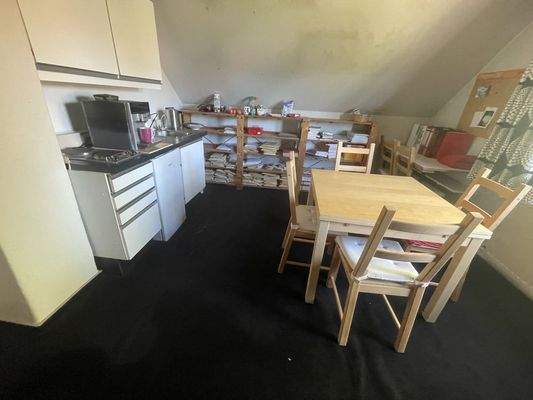 Aufenthaltsraum im Dachgeschoss