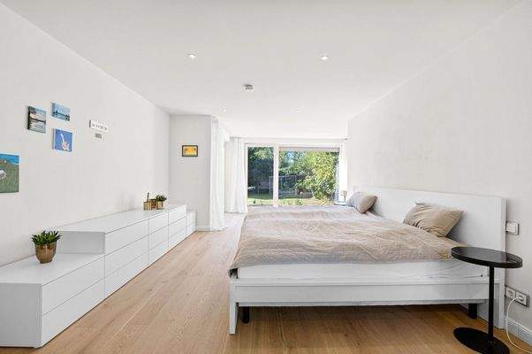 Schlafzimmer mit Terrasse