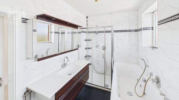 4980a5540369460bb08eca8cb4a1ef7a_95_CAM01984G0-PR0465-STILL001