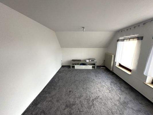 Wohnzimmer Wohnung 2 (4).jpeg