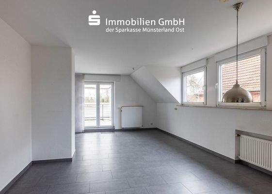 Wohn- und Essbereich im Dachgeschoss