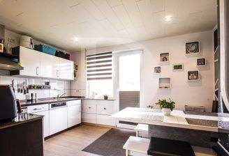 Küche mit Essbereich