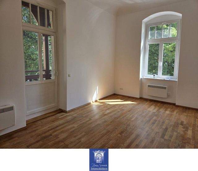 Einziehen & wohlfühlen! Stilvolle Wohnung mit zwei Balkonen! - Photo 1
