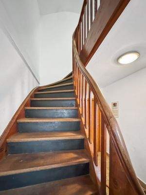 Treppenaufgang ins Obergeschoss