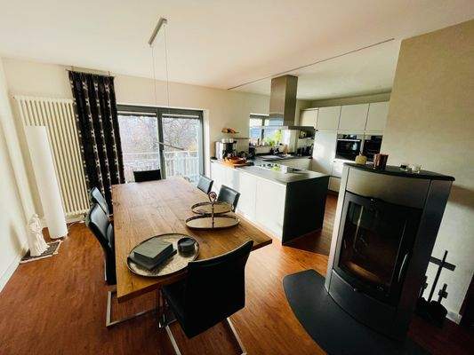 Nr6-OG-Esszimmer%20mit%20Balkon