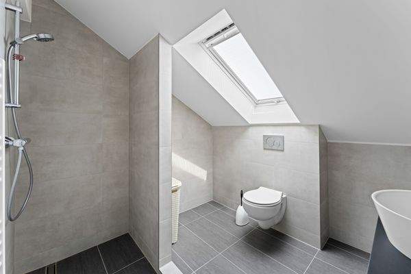 Badezimmer Galerie (Wohnung 3)