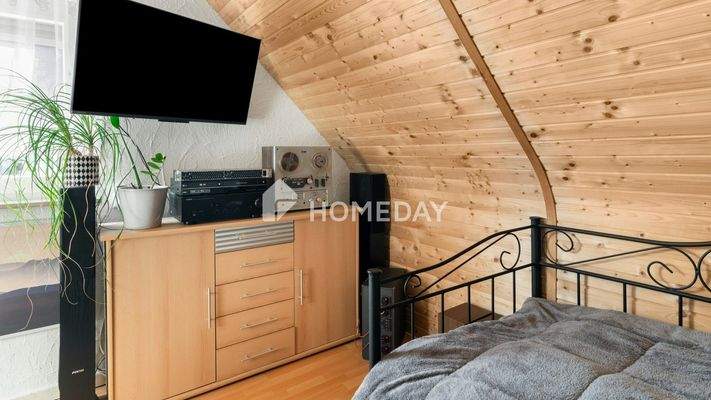 DG Schlafzimmer Nebenhaus