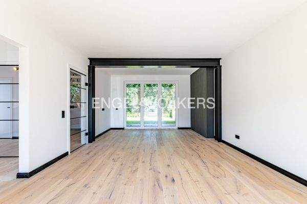 Der große Wohnbereich mit Seeblick