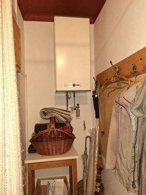 Der elektrische Warmwasser Boiler