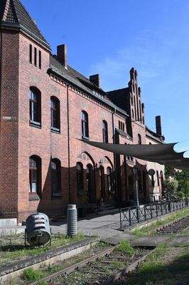 Seitenansicht Bahnhof