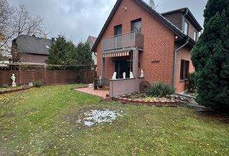 linke Grundstückseite