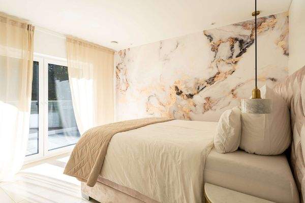 Schlafzimmer mit Balkon