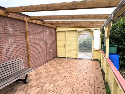 Überdachte Terrasse